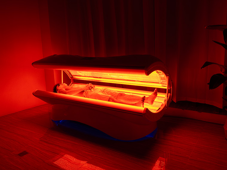 How Red Light Therapy Boosts Your Clinic Revenue
